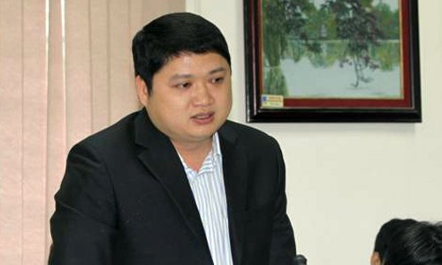 Ông Vũ Đình Duy - cựu Tổng giám đốc PVTex, Ủy viên Hội đồng thành viên Vinachem - xin nghỉ ốm đi chữa bệnh ở nước ngoài.