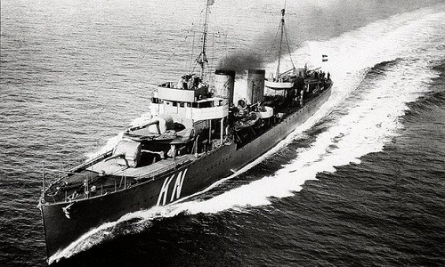Tàu HNLMS Kortenaer trước khi chìm trong hải chiến Java năm 1942. Ảnh: Wikipedia