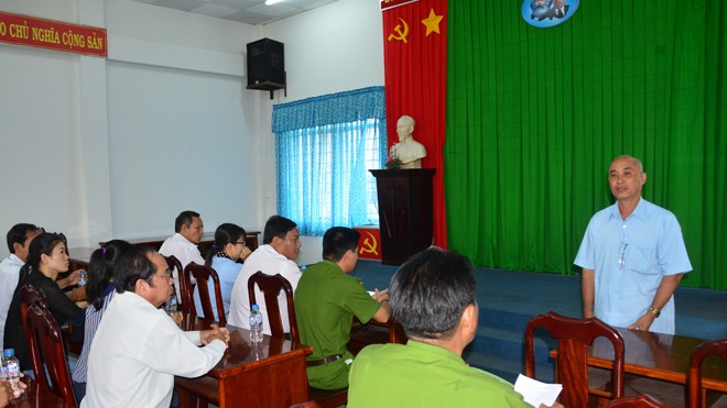 Ông Trần Việt Phương tại buổi công bố quyết định phạt hành chính của Công an TP.Sóc Trăng