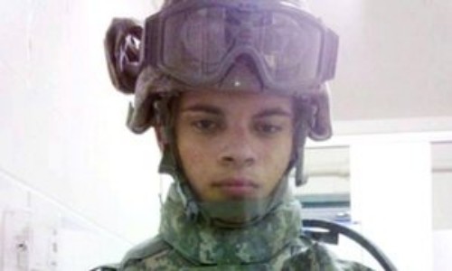 Esteban Santiago, cựu binh Mỹ tại Iraq. Ảnh: Guardian
