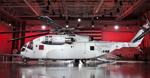 Chiếc CH-53K đầu tiên trong lễ ra mắt. Ảnh: WATM.