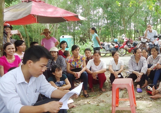 Hàng trăm giáo viên huyện Vĩnh Lộc, Thanh Hóa hoang mang vì mất việc. Ảnh Zing