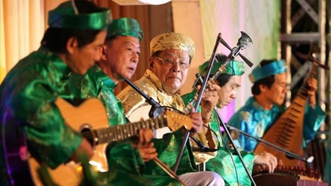 Festival Đờn ca tài tử Bình Dương và hành trình “lưu giữ báu vật văn hóa đất phương Nam”