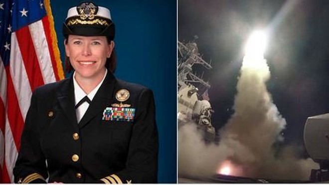 Chỉ huy tàu khu trục USS Porter Andria Slough trong vụ tấn công tên lửa nhằm vào căn cứ không quân Syria. (Ảnh: Twitter)