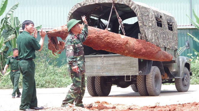 Quả bom nặng 500kg giữa trung tâm TP Hạ Long được di dời thành công. 
