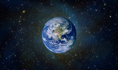 Trái Đất không phải là hình cầu hoàn hảo mà có dạng ellipsoid. Ảnh: Dreamicus.