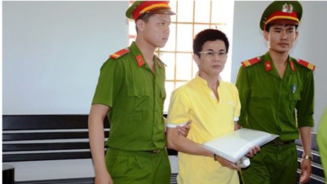 Ông Trần Minh Lợi tại phiên tòa sơ thẩm.