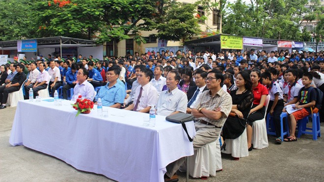 Hơn 1.000 đoàn viên, thanh niên, sinh viên tham gia ngày hội khởi nghiệp. 