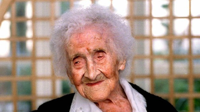 Jeanne Calment, người phụ nữ thọ nhất thế giới qua đời khi đã 122 tuổi 164 ngày. Ảnh: Alchetron.