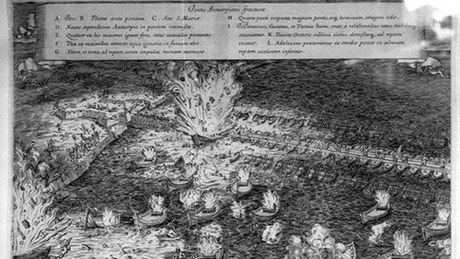 Tàu bom kích nổ để phá vòng vây ở Antwerp. Ảnh: Wikipedia.