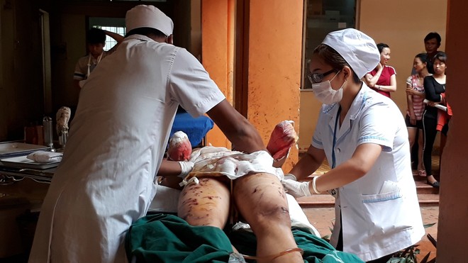 Hiến đang được cấp cứu tại Bệnh viện Đa khoa tỉnh Đắk Lắk