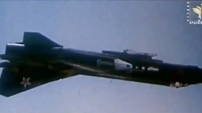 'Đôi cánh ma thuật' giúp cách mạng hóa không quân Liên Xô