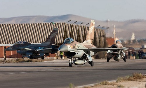 Tiêm kích F-16 Israel tại một căn cứ không quân. Ảnh: Flying Wings.