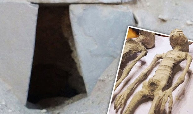Lối vào khu hầm mộ được cho là nơi phát hiện 5 xác ướp nghi của người ngoài hành tinh.