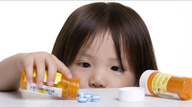 Cần để thuốc tránh xa tầm tay trẻ em.