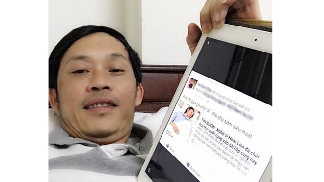 NSƯT Hoài Linh đăng tải tấm ảnh chụp Ipad hiển thị tin đồn ác ý trên mạng xã hội về mình để 'dằn mặt" kẻ tung tin. Ảnh: FBNV.