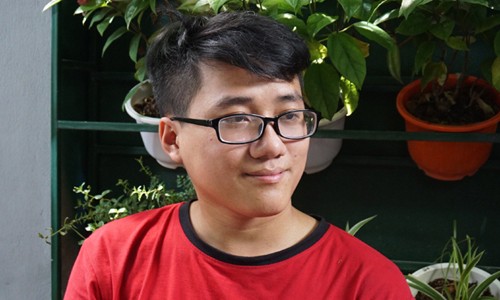 Yêu ngành sư phạm, Lê Văn Tú quyết định bỏ trường ĐH Y để theo đuổi nghiệp "gõ đầu trẻ"