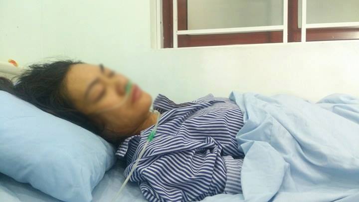 Cô giáo Phạm Thị H. phải điều trị tại bệnh viện sau khi bị lăng mạ, tấn công