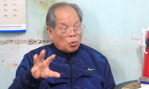 PGS.TS Bùi Hiền, người đề xuất cải cách tiếng Việt theo kiểu Luật Giáo dục thành "Luật Záo zụk" . Ảnh: VIẾT THỊNH