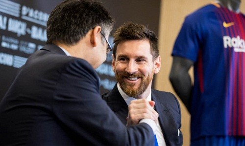 Messi có thể tự do ra đi nếu Barca không tham dự La Liga nữa. Ảnh: Marca.