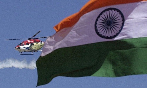Một trực thăng hạng nhẹ mới của không quân Ấn Độ. Ảnh: AFP.