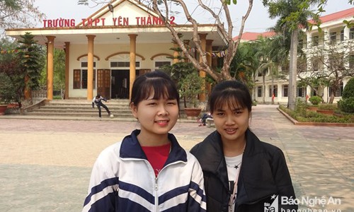Hai em Nguyễn Thị Vân và Dương Thị Bình. Ảnh: Quỳnh Trang