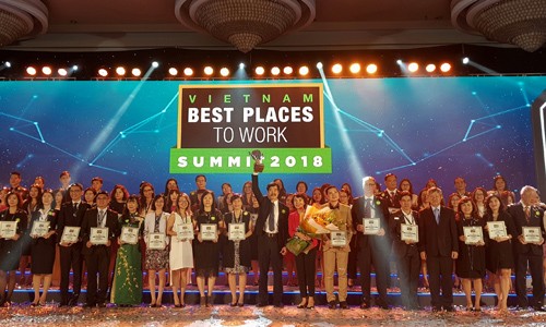 Vinamilk dẫn đầu top 100 nơi làm việc tốt nhất Việt Nam 2017
