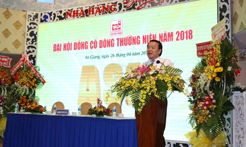 Ông Lê Thanh Thuấn - Chủ tịch Tập đoàn Sao Mai phát biểu tại Đại hội