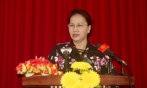 Chủ tịch Quốc Hội Nguyễn Thị Kim Ngân trong buổi tiếp xúc cử tri tại huyện Phong Điền, TP Cần Thơ. 