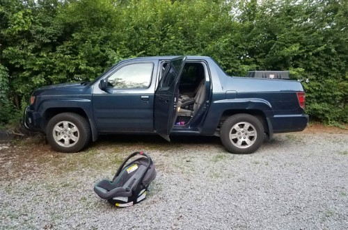 Chiếc xe nơi bé gái bị bỏ quên - Ảnh: Văn phòng cảnh sát thành phố Nashville