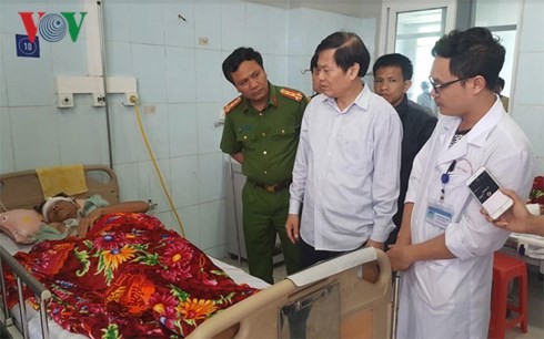 Lãnh đạo tỉnh Lai Châu thăm hỏi các nạn nhân
