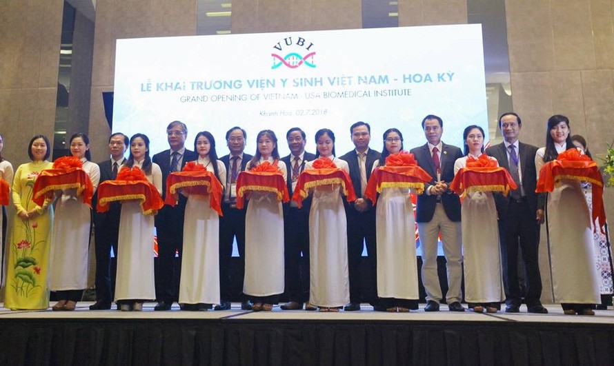 Ra mắt Viện Y sinh Việt Nam-Hoa Kỳ: Cơ hội mới cho chữa trị ung thư 