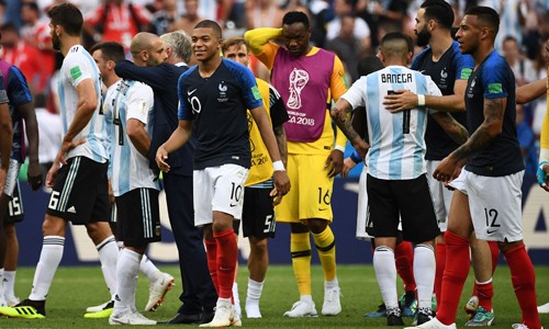 Đánh bại Argentina, tuyển Pháp gánh... 'lời nguyền' bị loại 