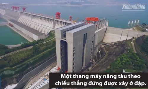 Thang máy nâng tàu lớn nhất thế giới ở đập Tam Hiệp