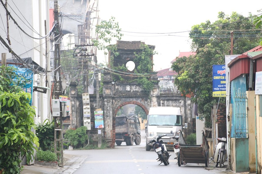 Cách Hà Nội không xa, làng Xuân Cầu vẫn giữ được nét cổ kính nhờ những công trình kiến trúc cổ