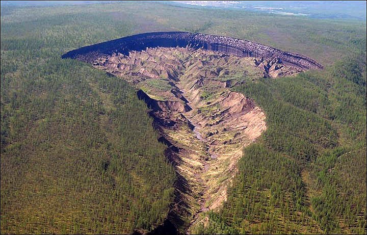 Hố Batagaika ở Siberia được người dân địa phương gọi là “cổng địa ngục”