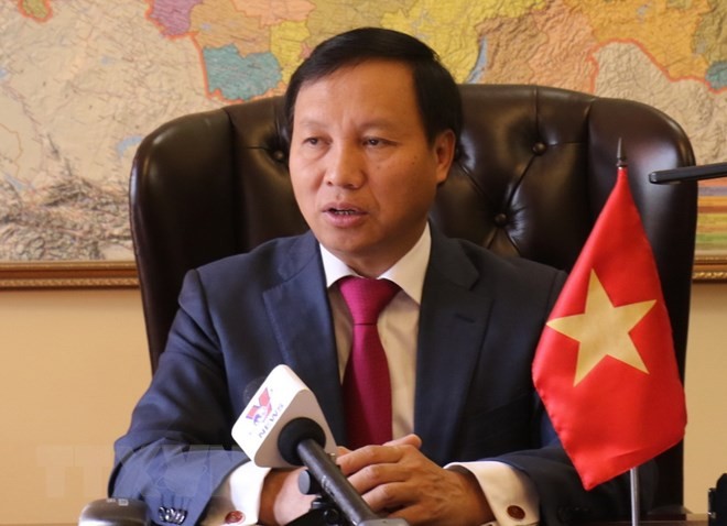 Đại sứ Ngô Đức Mạnh trả lời phỏng vấn của TTXVN. 