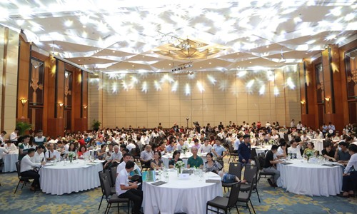 Sự kiện mở bán Citadines Marina Halong thu hút lượng lớn khách hàng quan tâm