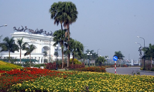 Ciputra Hanoi tọa lạc cận kề Hồ Tây với gần 20 năm hình thành và phát triển
