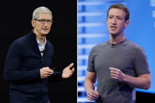 Tim Cook và Mark Zuckerberg không ngừng chỉ trích nhau trong hai năm qua.