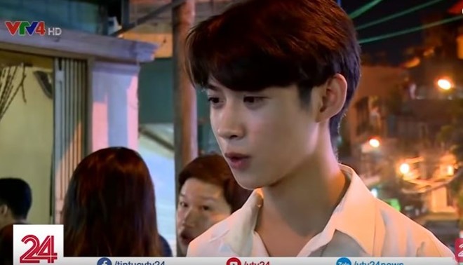 Vẻ ngoài của Phạm Anh Tuấn (18 tuổi) được nhiều người khen ngợi khi xuất hiện trên sóng truyền hình. Ảnh cắt từ clip.
