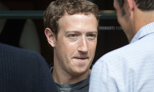 Mark Zuckerberg vẫn đang tiếp tục gặp khó khi phải đối mặt những lục đục nội bộ.