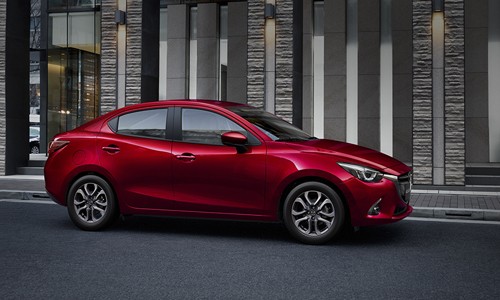 Thêm phiên bản, tăng tiện nghi, Mazda2 New hút nhiều khách đặt cọc