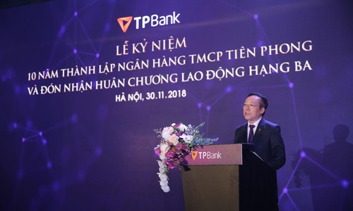 Ông Đỗ Minh Phú - Chủ tịch HĐQT Ngân hàng Tiên Phong phát biểu khai mạc buổi lễ