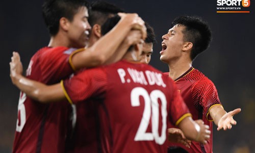 Chiến thắng, những tấm huy chương, sự thừa nhận ở tầm châu lục, đội tuyển Việt Nam đã có tất cả, chỉ còn thiếu duy nhất một thứ: chức vô địch AFF Cup 2018