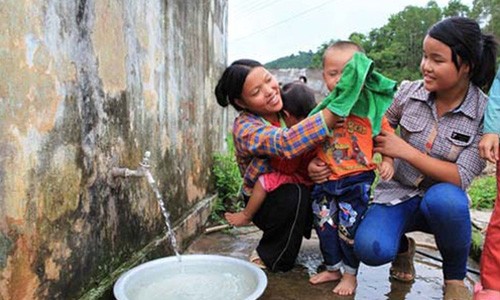 Nước sạch góp phần thay đổi cuộc sống của nhiều người dân nông thôn, miền núi