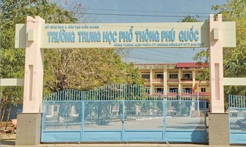 Trường THPT Phú Quốc, huyện Phú Quốc, tỉnh Kiên Giang - nơi có thông tin về vụ lộ đề thi môn Toán học kỳ I - Ảnh: GD&TĐ.