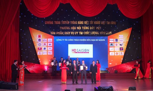 Viện Kinh tế Văn hóa và Trung tâm Bảo vệ Người tiêu dùng Việt Nam đã trao chứng nhận “Top 10 sản phẩm dịch vụ chất lượng cao”cho Công ty Tài chính TNHH HD SAISON.