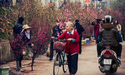 Chợ Tết lưu giữ những nét văn hóa đẹp của người Việt
