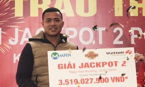 Anh Trần Văn Nhì (Hưng Yên), khách hàng trúng Jackpot 2 sản phẩm Power 6/55 kỳ QSMT thứ 226 ngày 10/01/2019 tại tỉnh Hưng Yên